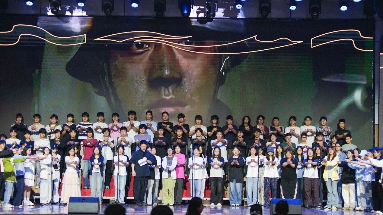 红五月3.jpg 红五月3.jpg