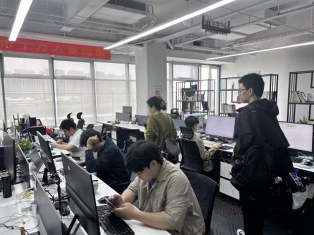 图片2.jpg 图片2.jpg