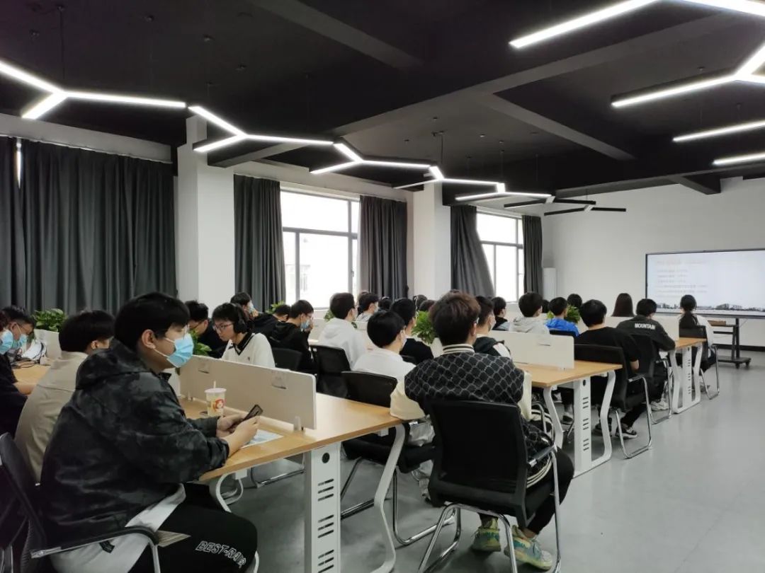 微信图片_20220419155721.jpg 微信图片_20220419155721.jpg