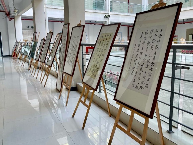 图3.jpg