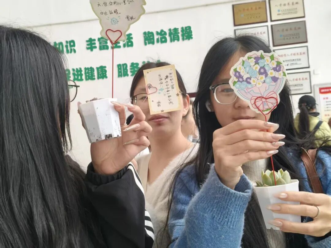 7459630dc21ba5fa8553a697bbb38ba5.jpg 7459630dc21ba5fa8553a697bbb38ba5.jpg