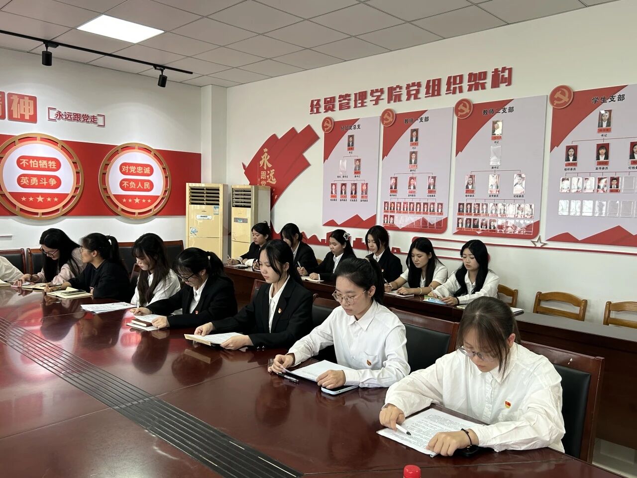 微信图片_20260618163710.jpg 微信图片_20260618163710.jpg