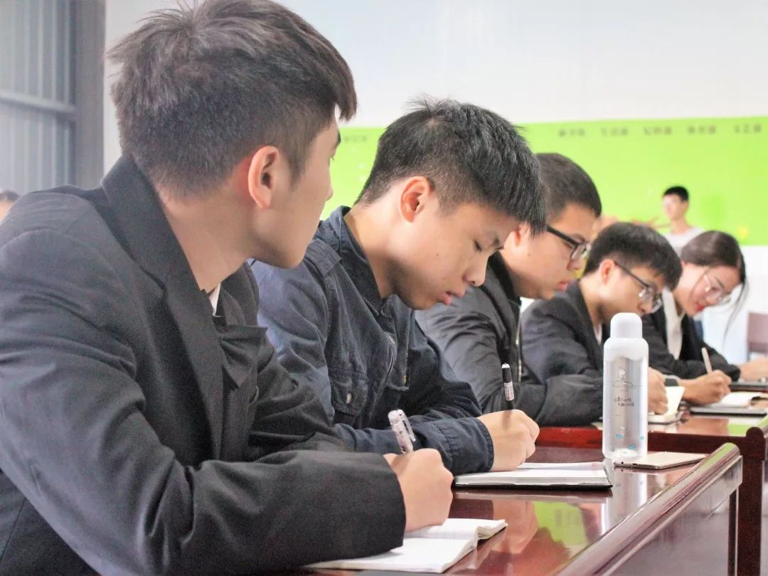 微信图片_20181109133920.jpg