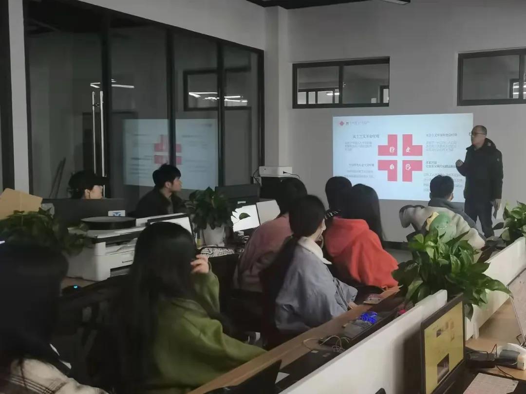 微信图片_20211207180930.jpg 微信图片_20211207180930.jpg
