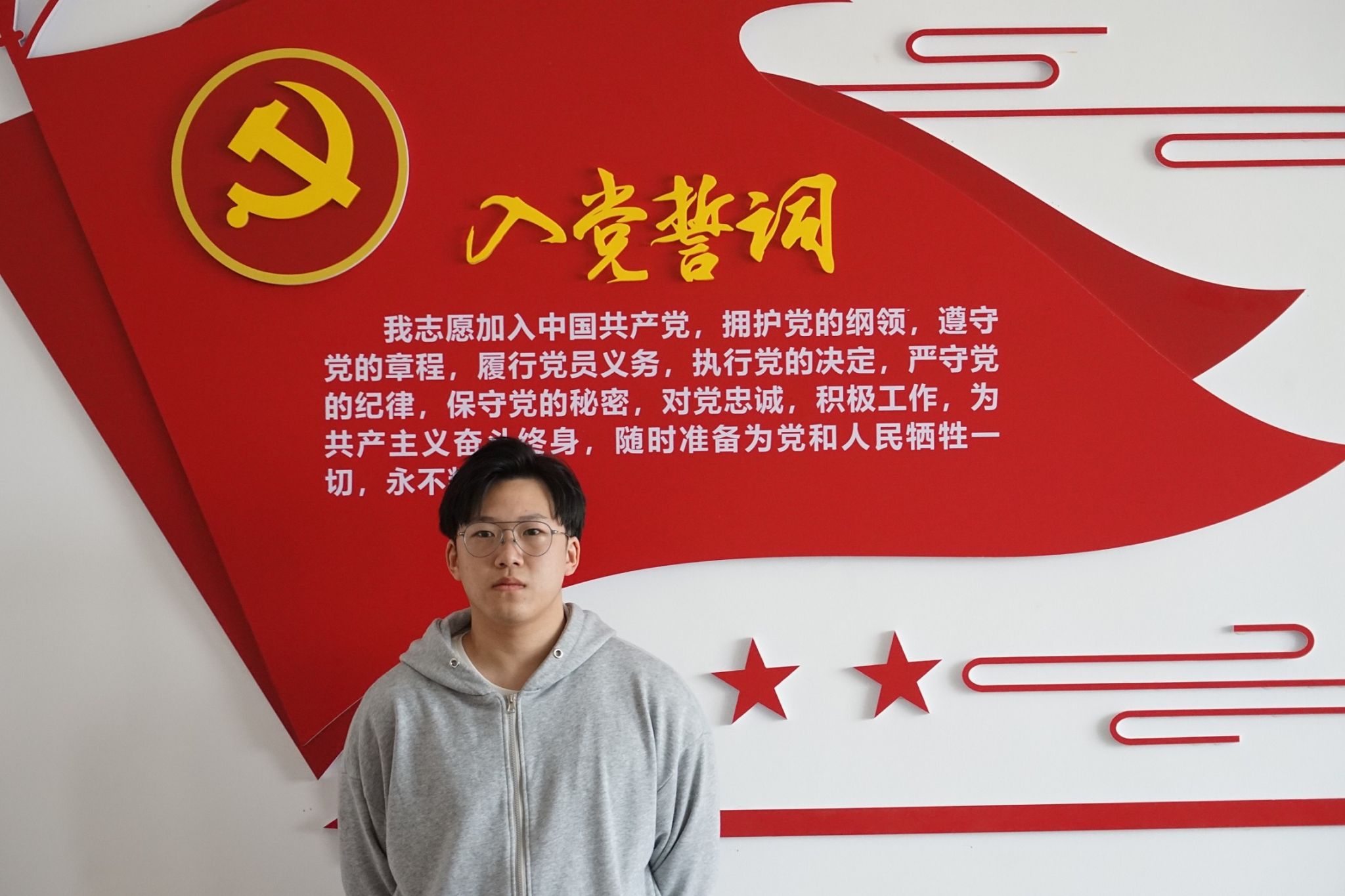 0401朗读者1.JPG 0401朗读者1.JPG
