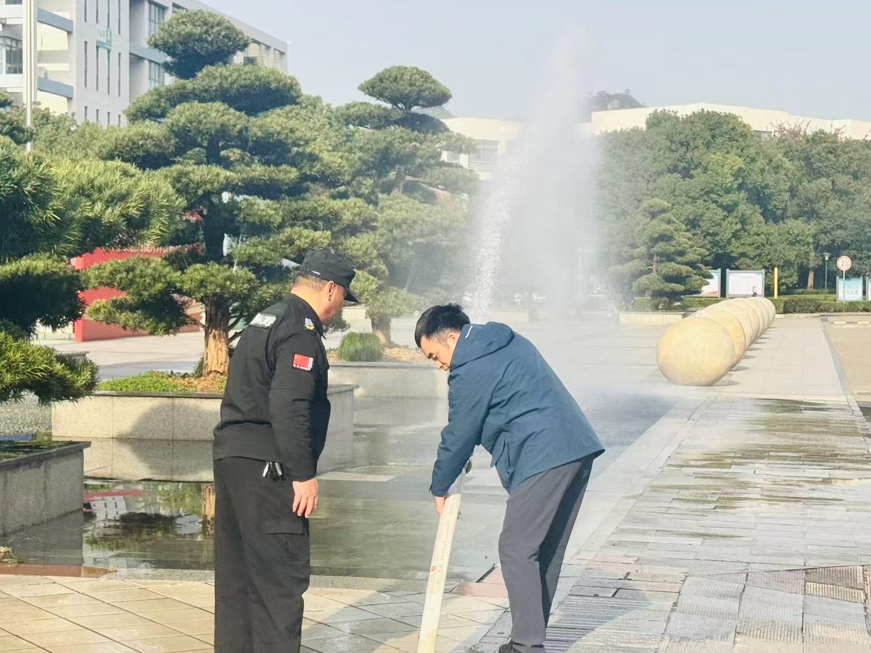 微信图片_20251128140158.jpg 微信图片_20251128140158.jpg
