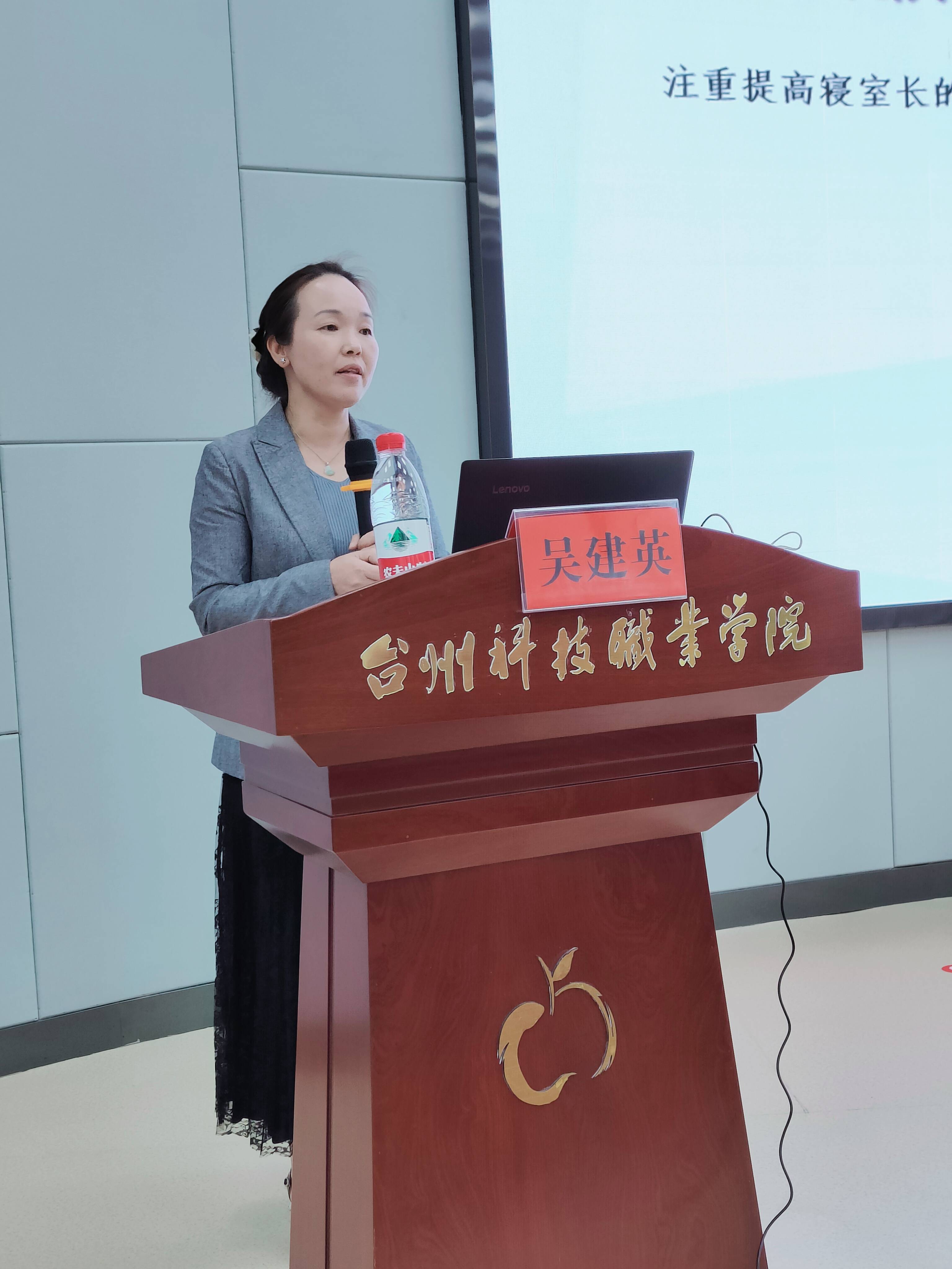 图片11(1).jpg 图片11(1).jpg