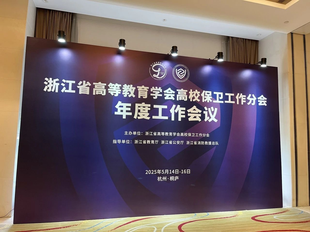 8eeba4ad09b82b42e70832093007f861.jpg 8eeba4ad09b82b42e70832093007f861.jpg