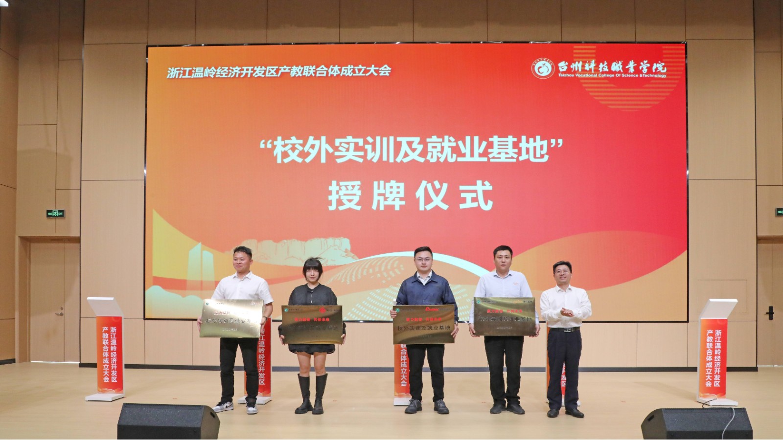 072A0156 拷贝.jpg