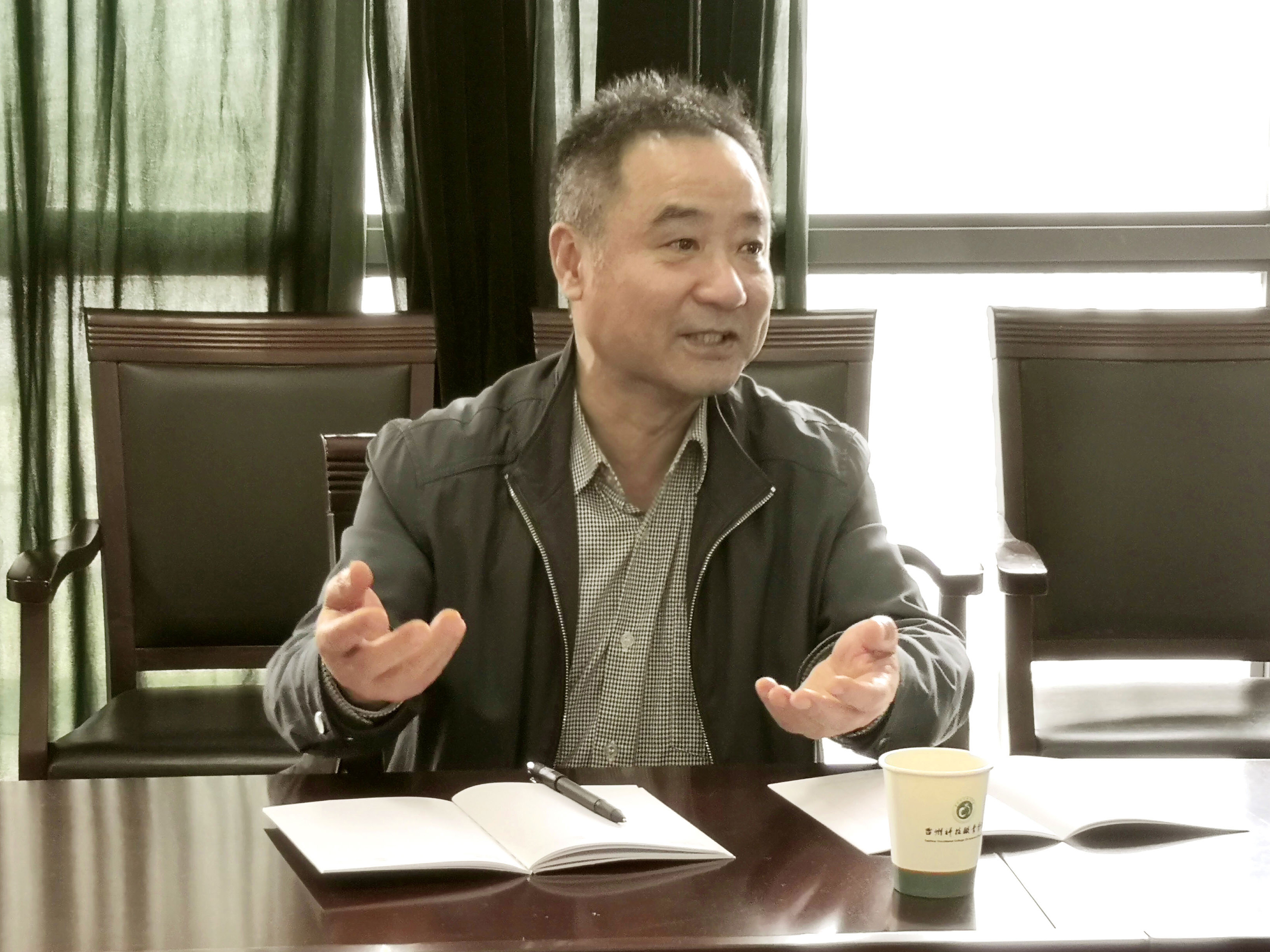 刘伟明.jpg 刘伟明.jpg