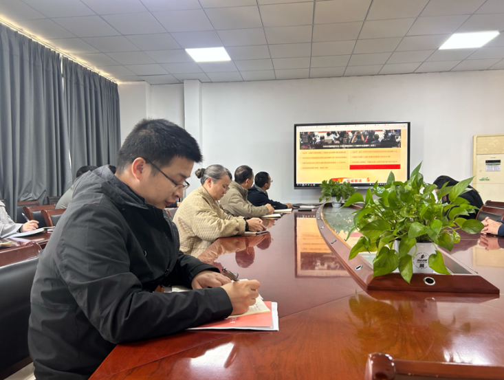屏幕截图 2025-12-02 205155.png 屏幕截图 2025-12-02 205155.png