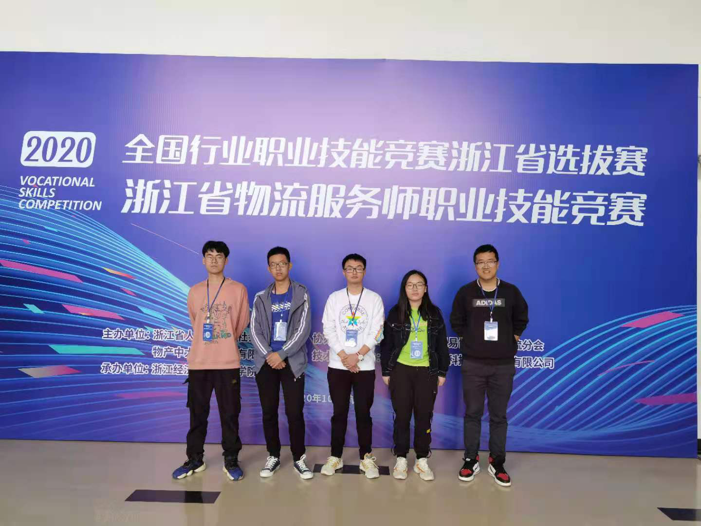图片18.png 图片18.png