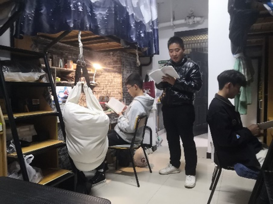 图片2.jpg 图片2.jpg